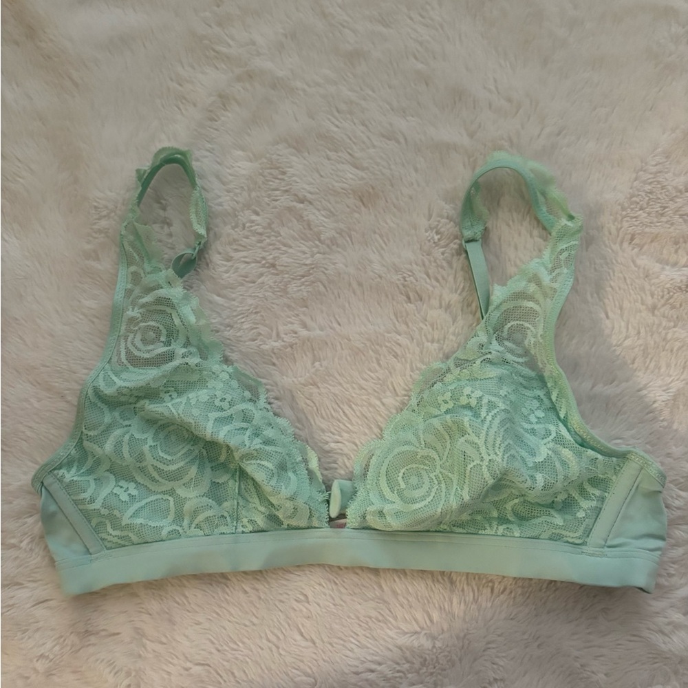 3 pack-Victoria's Secret PINK Light Lace Bralettes in green, black/cheetah, pink